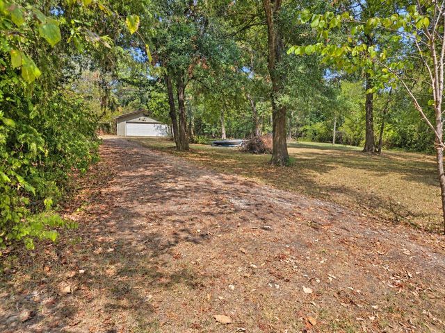 8219 Pecan Circle, Lone Oak, TX 75453