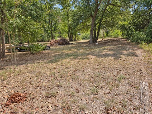 8219 Pecan Circle, Lone Oak, TX 75453