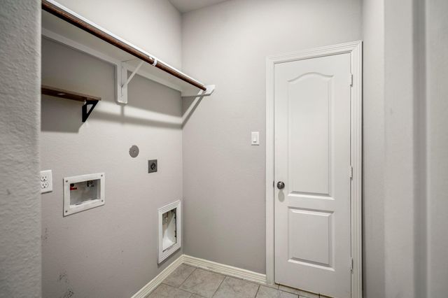 25807 Boxwood Hedge Lane, Tomball, TX 77375