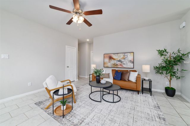 25807 Boxwood Hedge Lane, Tomball, TX 77375