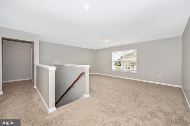 42 EAKINS LN, Martinsburg, WV 25401