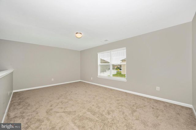 42 EAKINS LN, Martinsburg, WV 25401