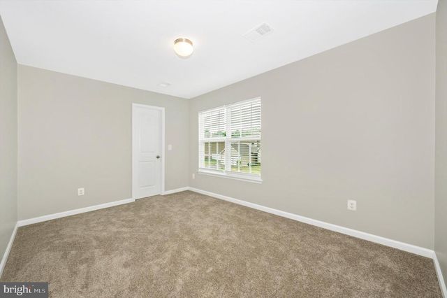 42 EAKINS LN, Martinsburg, WV 25401