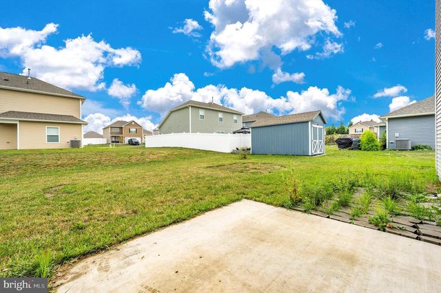 42 EAKINS LN, Martinsburg, WV 25401