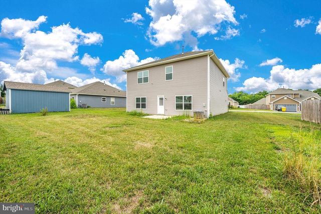 42 EAKINS LN, Martinsburg, WV 25401