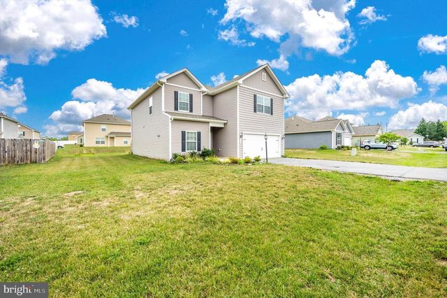 42 EAKINS LN, Martinsburg, WV 25401