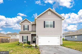 42 EAKINS LN, Martinsburg, WV 25401