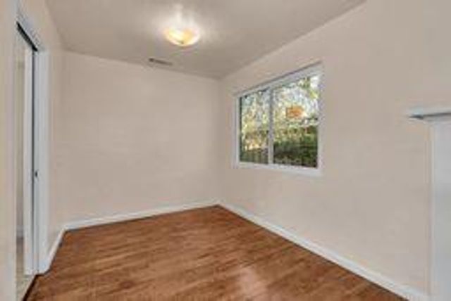 816 E Andrews Avenue, Fresno, CA 93704