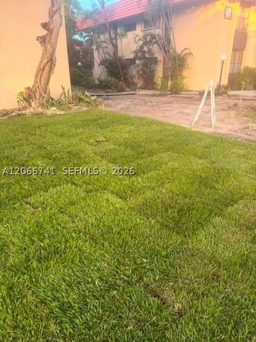 780 NE 199th St 207E, Miami, FL 33179