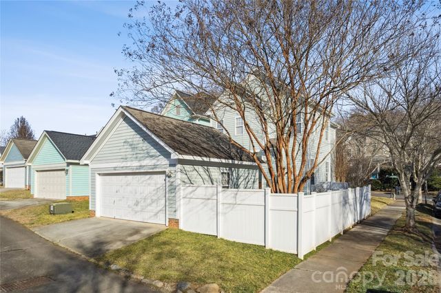 6748 Park Meadows Place, Huntersville, NC 28078