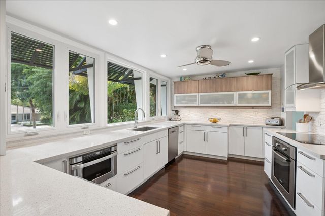 2609 NE 8th Street, Fort Lauderdale, FL 33304