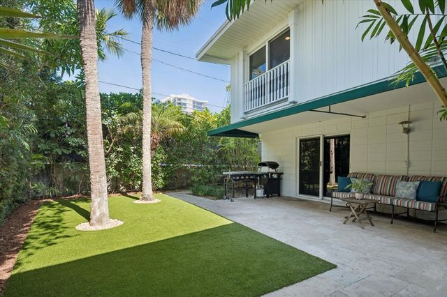 2609 NE 8th Street, Fort Lauderdale, FL 33304