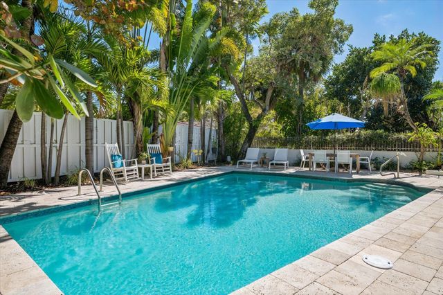 2609 NE 8th Street, Fort Lauderdale, FL 33304