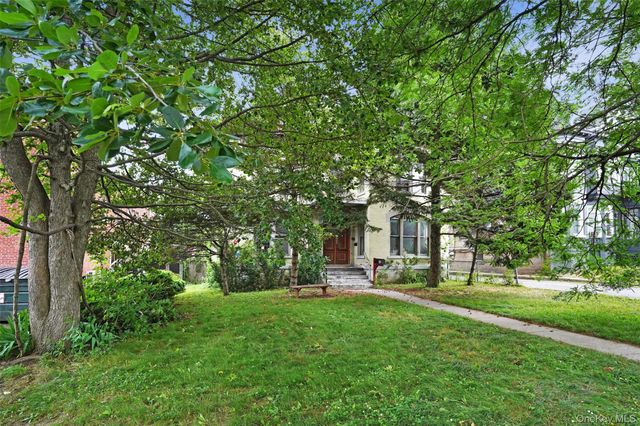 40 S Hamilton Street, Poughkeepsie, NY 12601