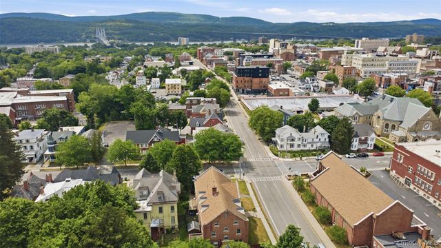 40 S Hamilton Street, Poughkeepsie, NY 12601