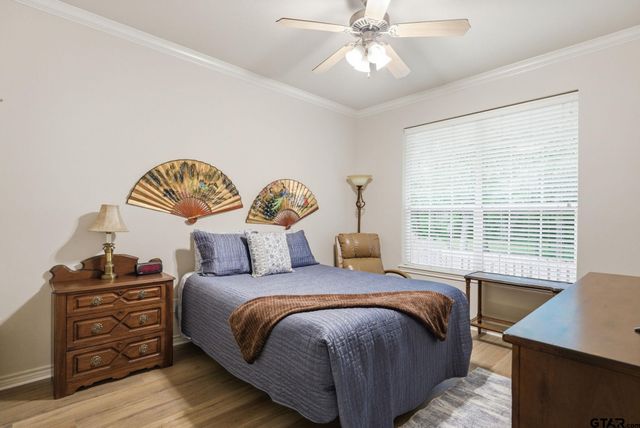 1857 Hollylake Cir, Tyler, TX 75703