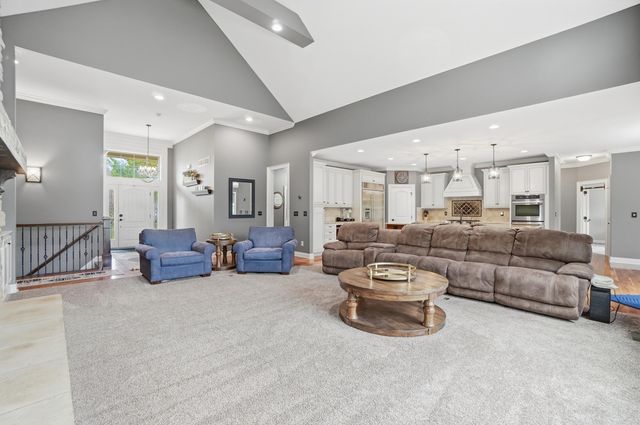 8415 Avalon Lane, Plain City, OH 43064