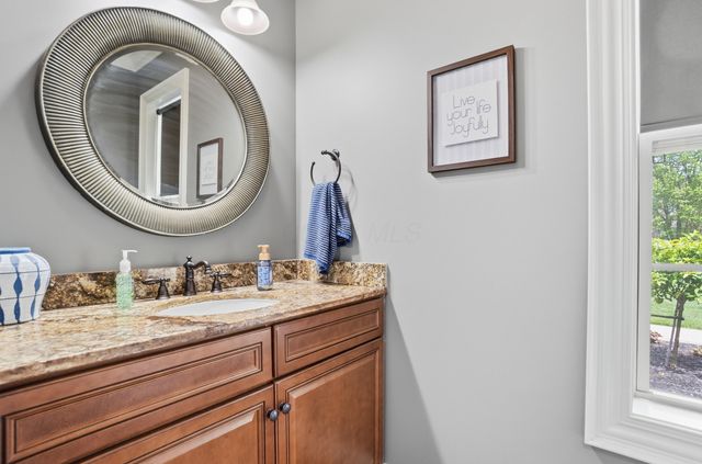 8415 Avalon Lane, Plain City, OH 43064
