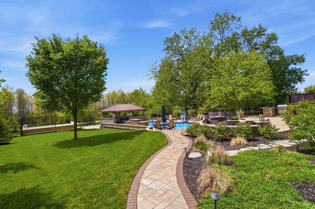 8415 Avalon Lane, Plain City, OH 43064