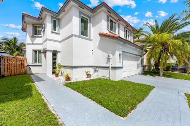 15585 SW 112th Way, Miami, FL 33196