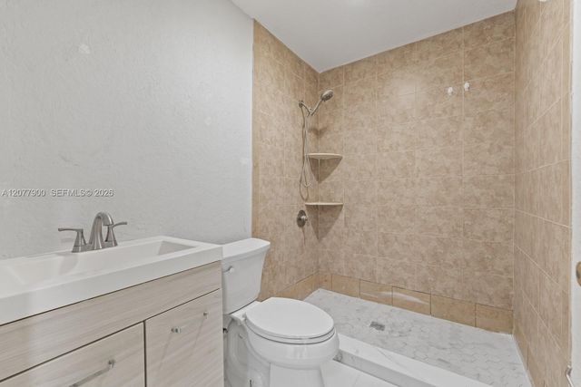 15585 SW 112th Way, Miami, FL 33196