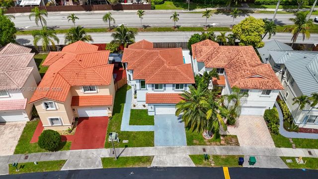 15585 SW 112th Way, Miami, FL 33196