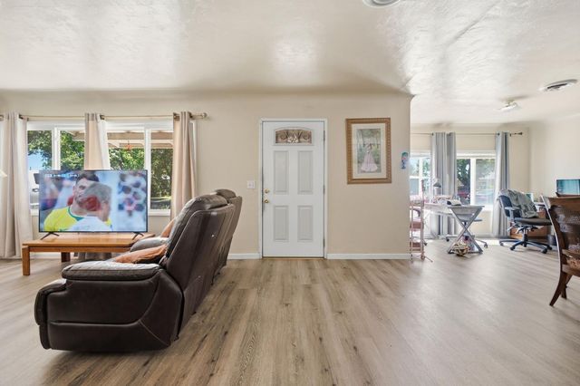 1705 Stetson Ave, Modesto, CA 95350
