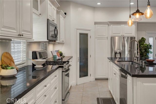 8399 San Capistrano, Buena Park, CA 90620