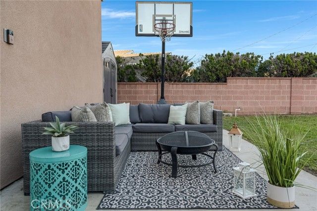 8399 San Capistrano, Buena Park, CA 90620