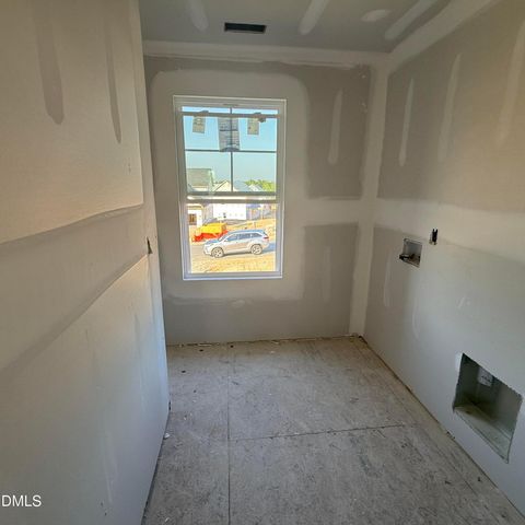 100 Cornelia Crossing, Cameron, NC 28326