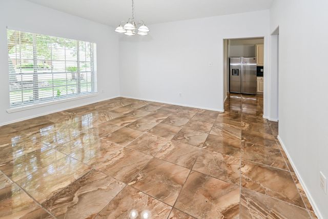 11125 31st Avenue N, Texas City, TX 77591