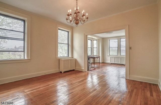 33 62Nd St 4A, West New York Town, NJ 07093