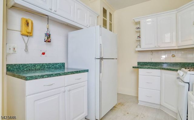 33 62Nd St 4A, West New York Town, NJ 07093