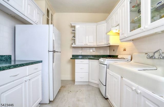 33 62Nd St 4A, West New York Town, NJ 07093