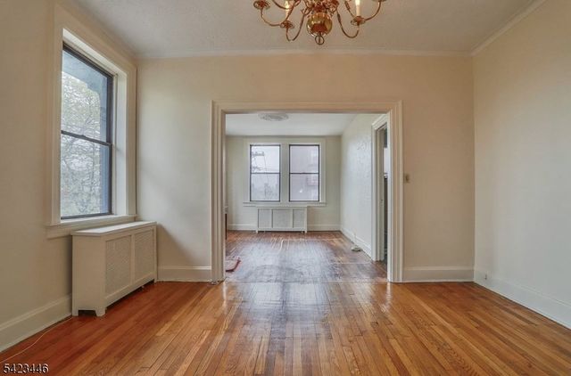 33 62Nd St 4A, West New York Town, NJ 07093