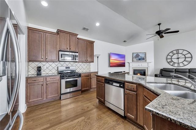 603 Stickley Oak Way, Woodstock, GA 30189