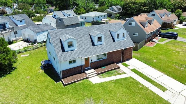 4801 Peachcreek LN, Virginia Beach, VA 23455