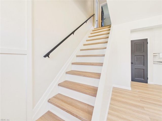 4801 Peachcreek LN, Virginia Beach, VA 23455