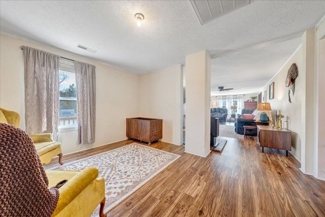 1006 Little Catawba Creek RD, Troutville, VA 24175