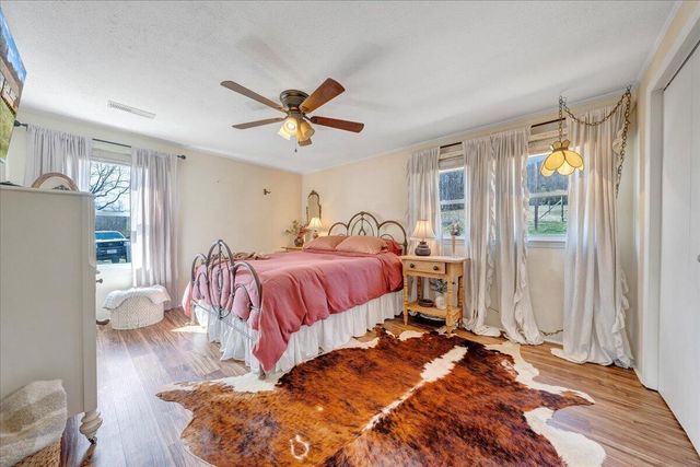 1006 Little Catawba Creek RD, Troutville, VA 24175