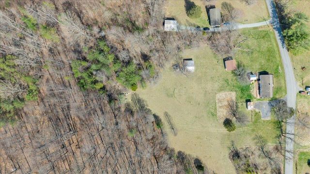 1006 Little Catawba Creek RD, Troutville, VA 24175