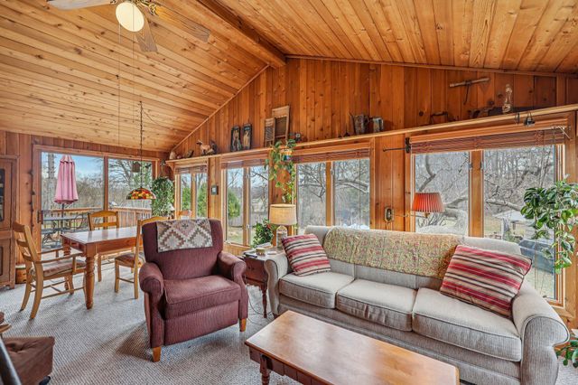 2639 Cedar Crest Road E, Minnetonka, MN 55305