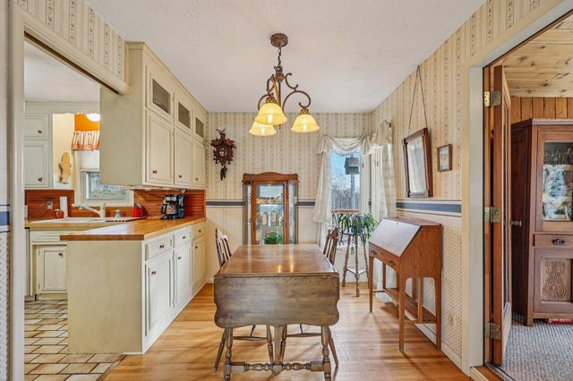 2639 Cedar Crest Road E, Minnetonka, MN 55305