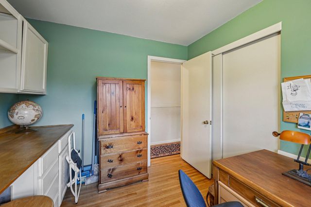 2639 Cedar Crest Road E, Minnetonka, MN 55305