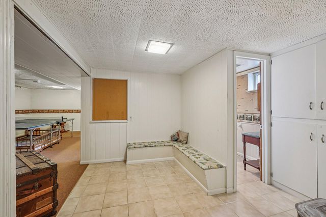 2639 Cedar Crest Road E, Minnetonka, MN 55305