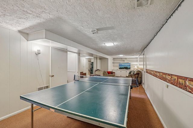 2639 Cedar Crest Road E, Minnetonka, MN 55305