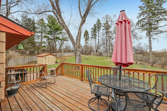 2639 Cedar Crest Road E, Minnetonka, MN 55305