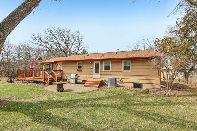 2639 Cedar Crest Road E, Minnetonka, MN 55305