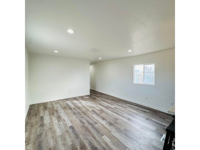 420 E 57th St 283, Loveland, CO 80538