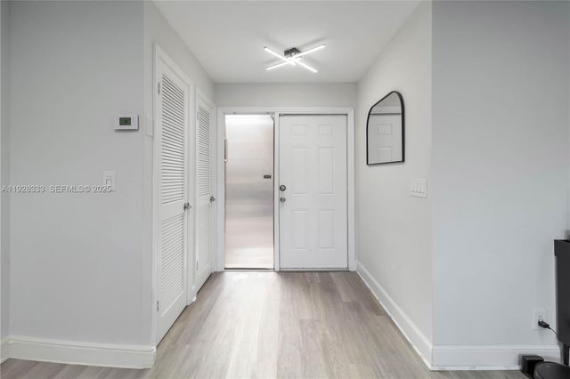 3475 Emerald Oaks Dr 1705, Hollywood, FL 33021